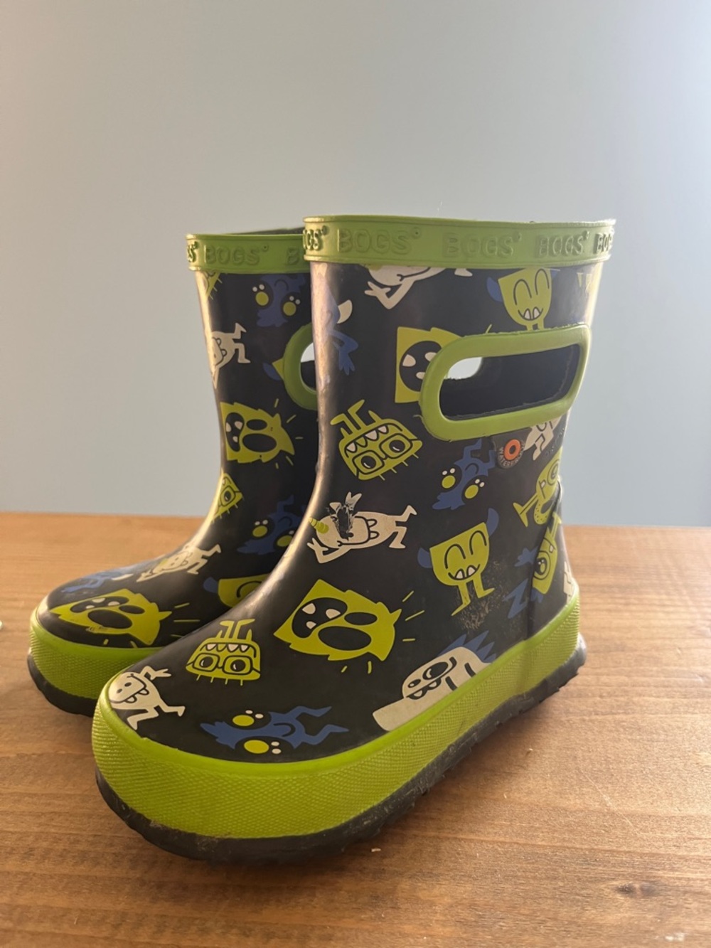 Bogs Kids Black & Lime Green Monster Rain Boots